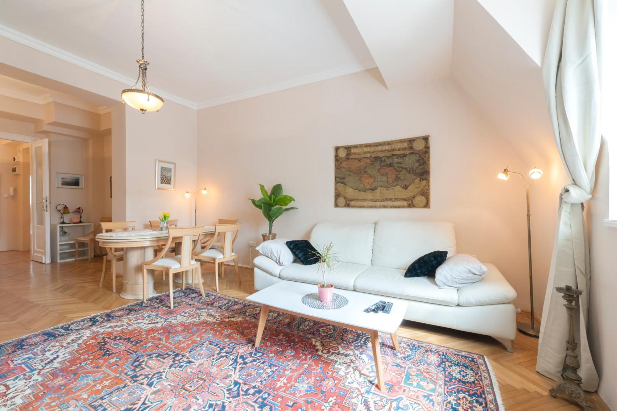 View To The Roofs Luxury Apartment With 2 Bedrooms Budapest Luaran gambar